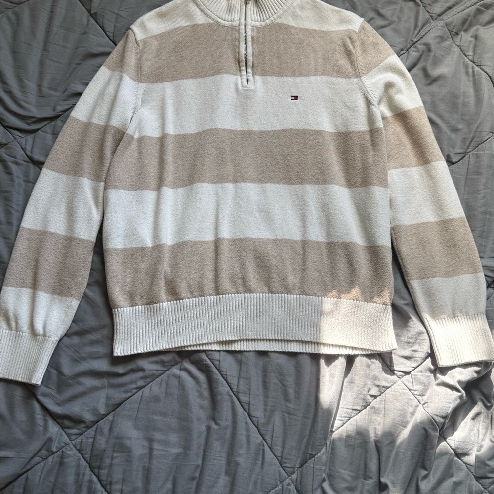 Tommy Hilfiger White and Tan Zip Up Sweater